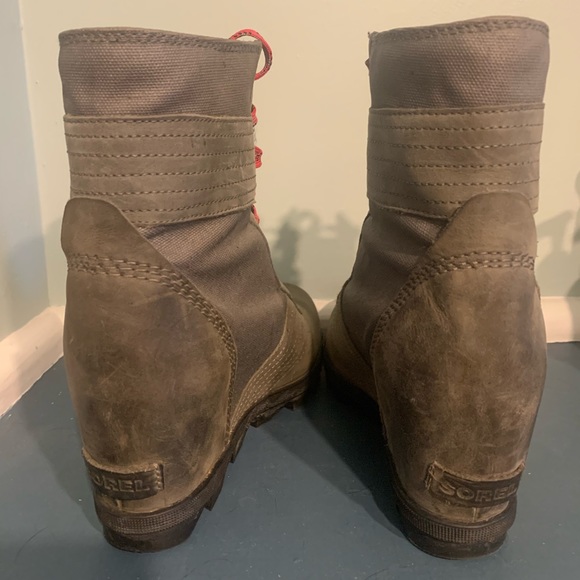 Sorel Women's Lexie Wedge boot, size 10, color Grey - Picture 3 of 7